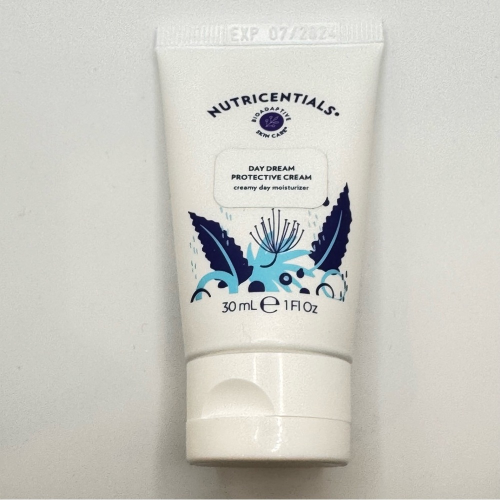Nutricentials Day Dream Protective cream, creamy day moisturizer by NuSkin NIB